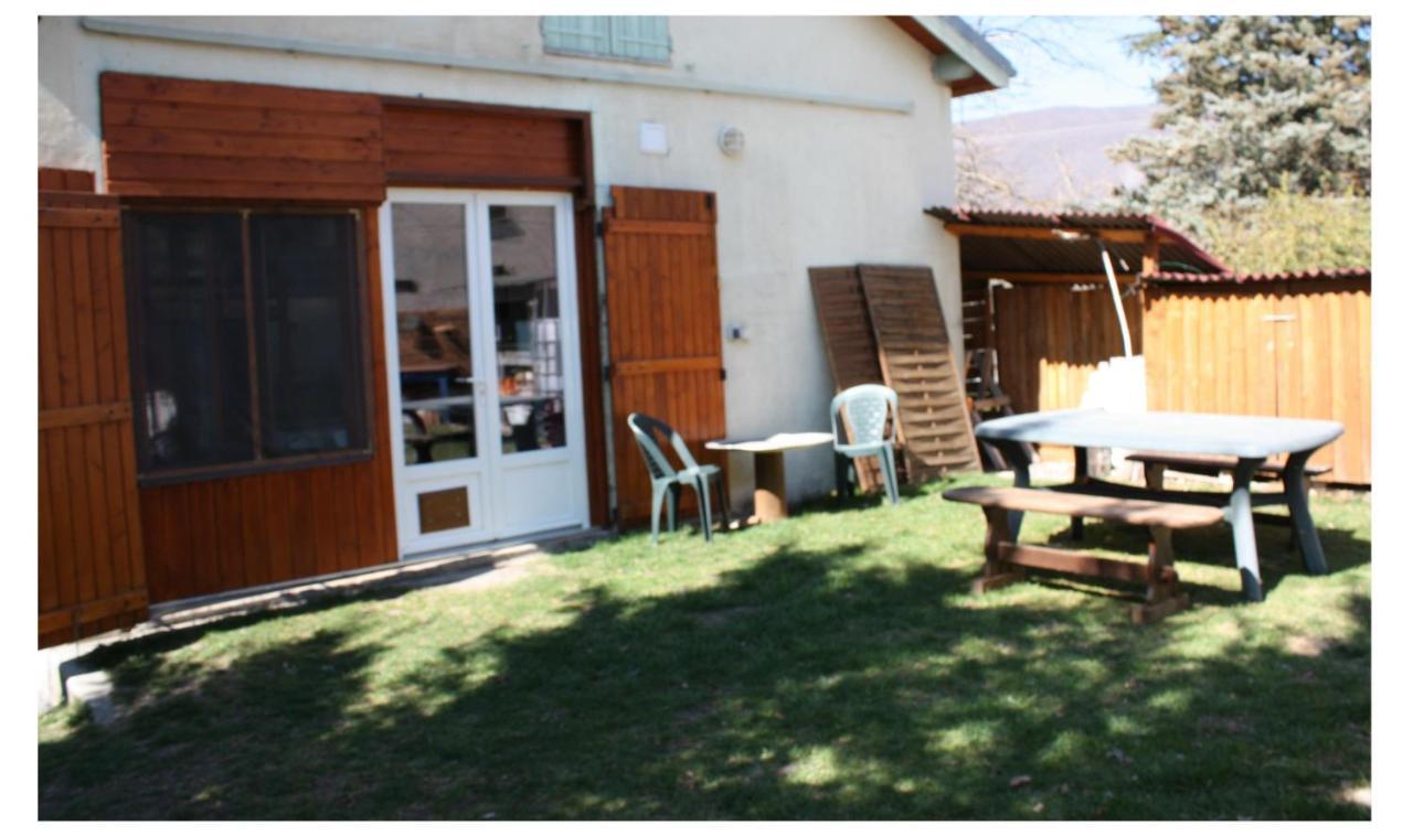 Petit Studio, Bien Equipe, A La Campagne Marcoux  Exterior foto