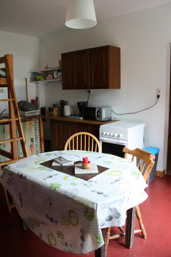 Petit Studio, Bien Equipe, A La Campagne Marcoux  Exterior foto